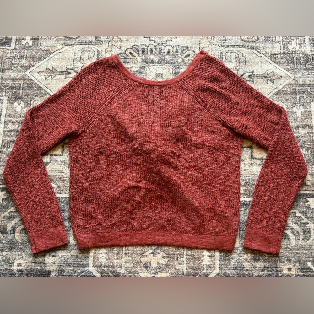 Aerie Maroon Twist Back Knit‎ Sweater Size Medium